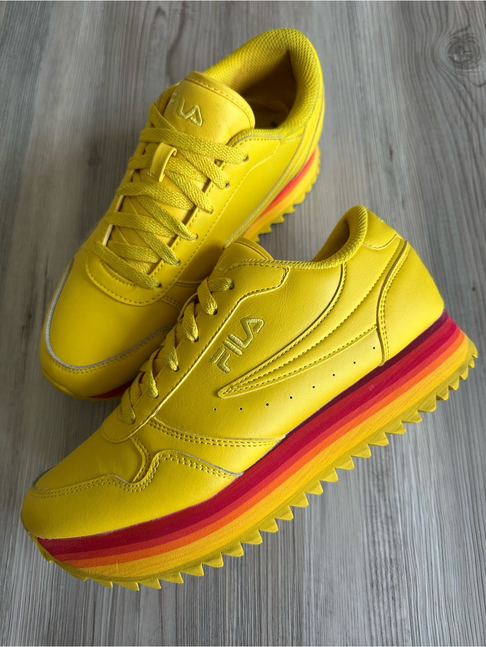 FILA | Orbit Stripe Platform Sneakers